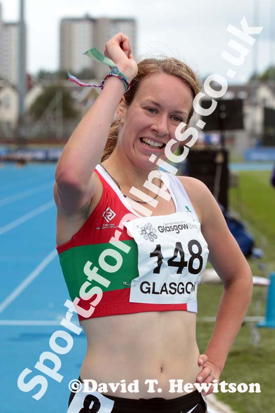 Steph Twell celebrates winning the 1500 metres at the Scottish Championships, Scotstoun  Stadium, Glasgow.